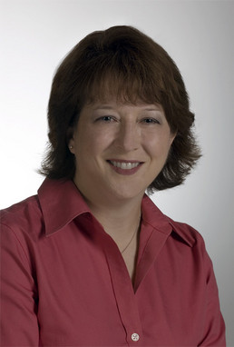 Kelly  Woestman