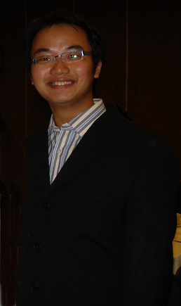 Yingtuo Hu